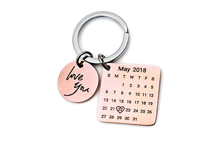 Personalised-Engraved-Date-Calendar-Keychain-5