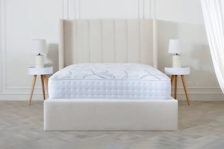 Boucle-Panel-Line-Wing-Bed-1