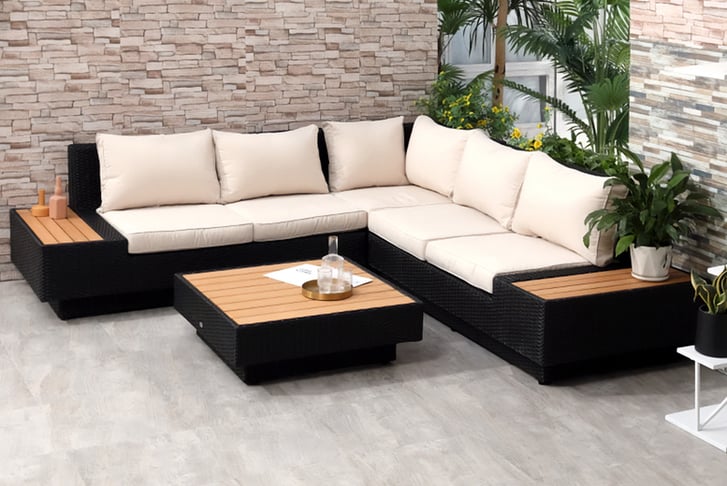 4pc-Luxury-Rattan-Corner-Sofa-Set-1