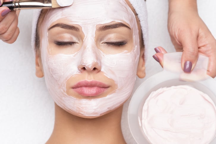 60-Minute Facial and Massage Relaxing Pamper Package