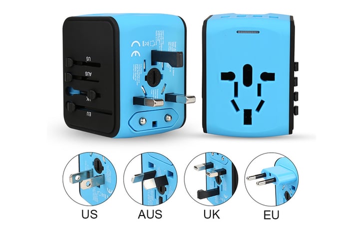 4-USB-Ports-Multifunctional-Travel-Adapter-1