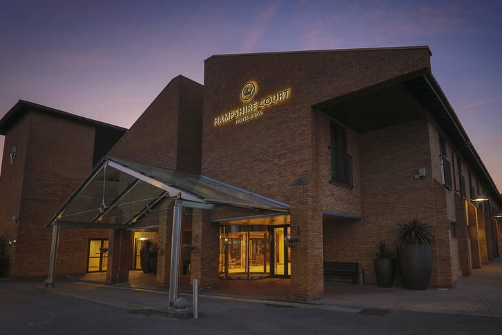 4* Hampshire Court Luxury Spa Day - 2 x ELEMIS Treatments, Lunch & Prosecco