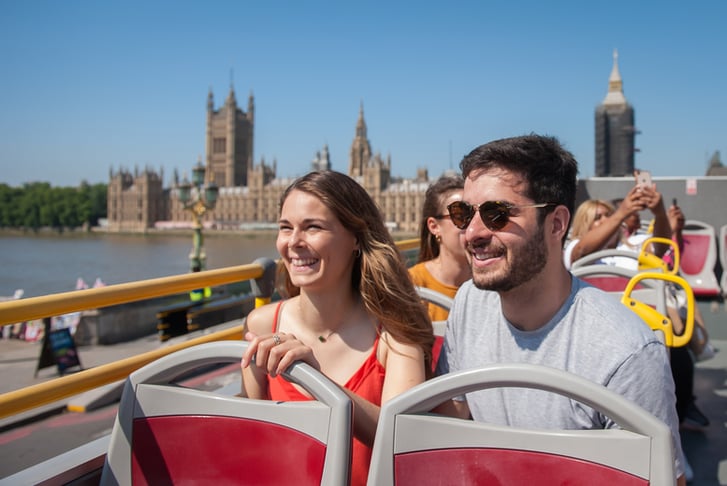 24 Hour Hop-On Hop-Off Sightseeing Bus Tour - Tootbus