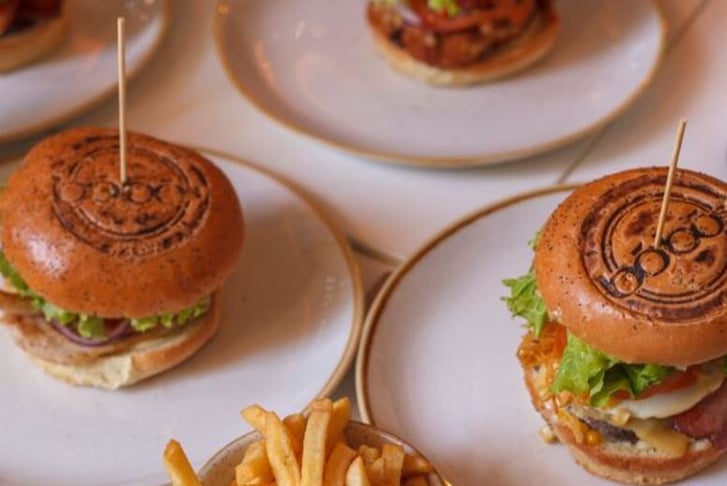 €15 for €30 Spend for 2 or €30 for €60 for 4 - Bobo's Gourmet Burgers