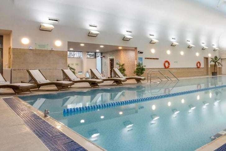 4* Spa & Golf Resort - Choice of Spa Day for 1 or 2 with Treatments, Lunch & Prosecco