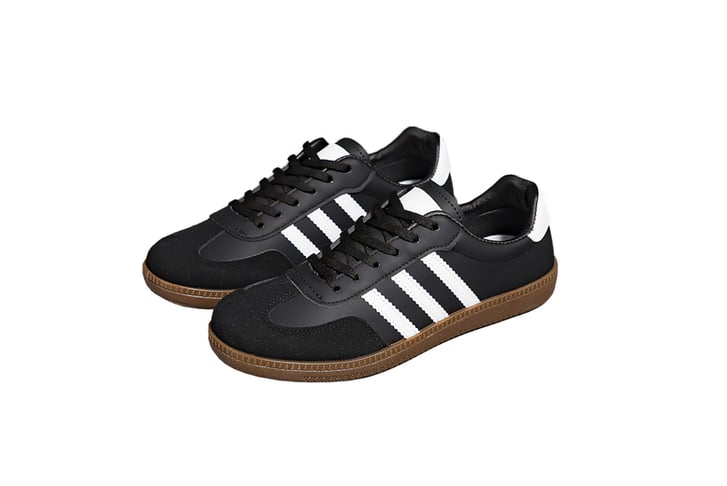 TOP-30-TARGET-Mens-Women-Adidas-Sambas-2