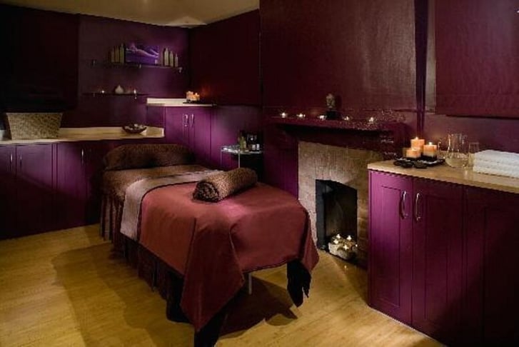 spa-treatment-room