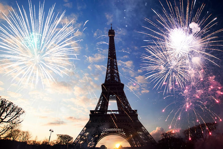 Paris New Years Eve Return Coach Trip With Seine River Cruise & Bubbly - 9 Pick Up Locations 