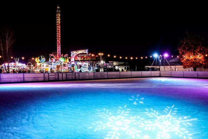 avon valley ice rink night