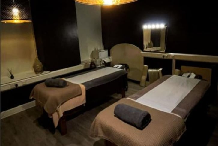 90 Min Coconut Melt Pamper Package: 3 Treatments & Prosecco for 1-2