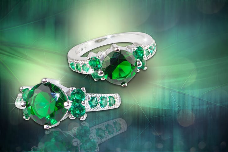 Your-Ideal-Gift--Emerald-ring