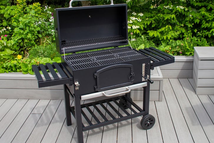 XXL-BBQ-Smoker-1