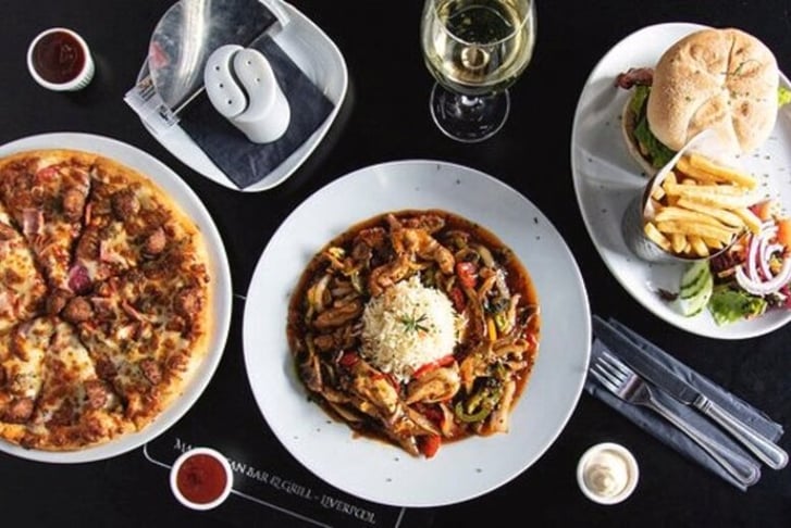 Pasta and Wine for 2 at Manhattan Bar and Grill - Liverpool_4