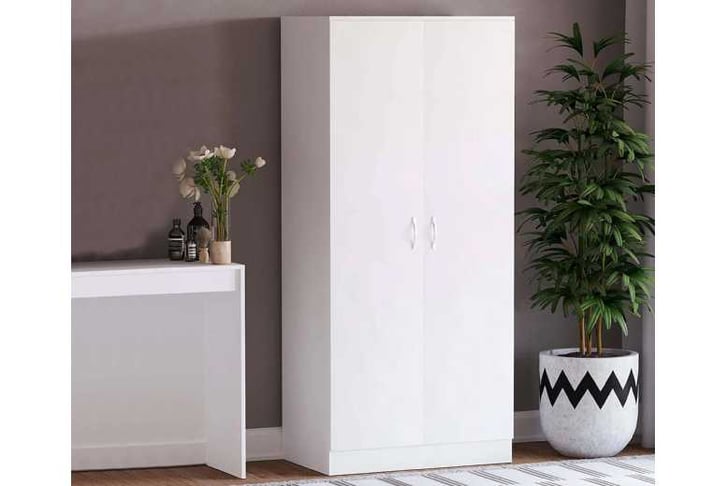 white_-sca1739359097487