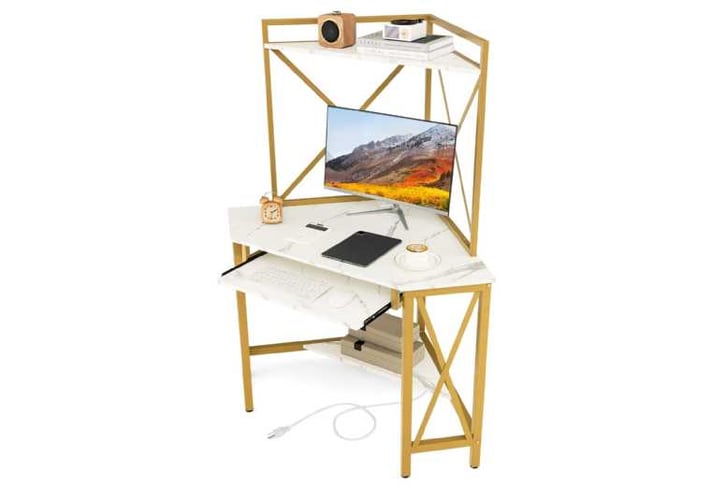Corner_Com1740633969253