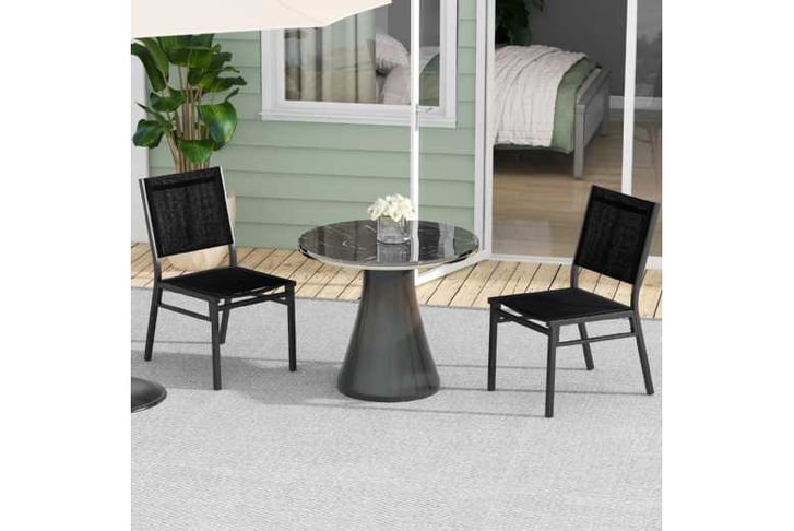Patio_Arml1741155954945
