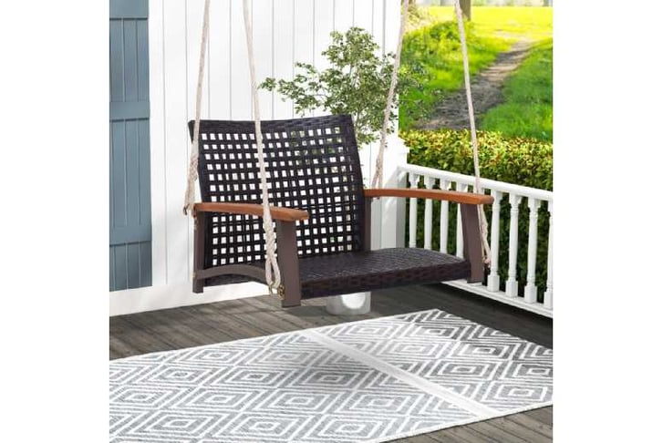 rattan_por1741156106848