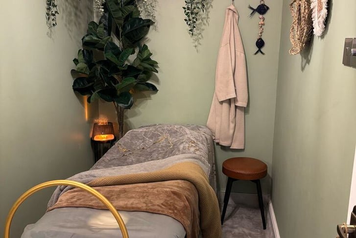 60 Min Japanese Head Spa Experience or 90 Min Upgrade - Bath 
