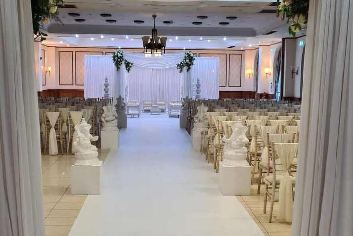 Luxury Wedding Package at Quorn Country Hotel 13