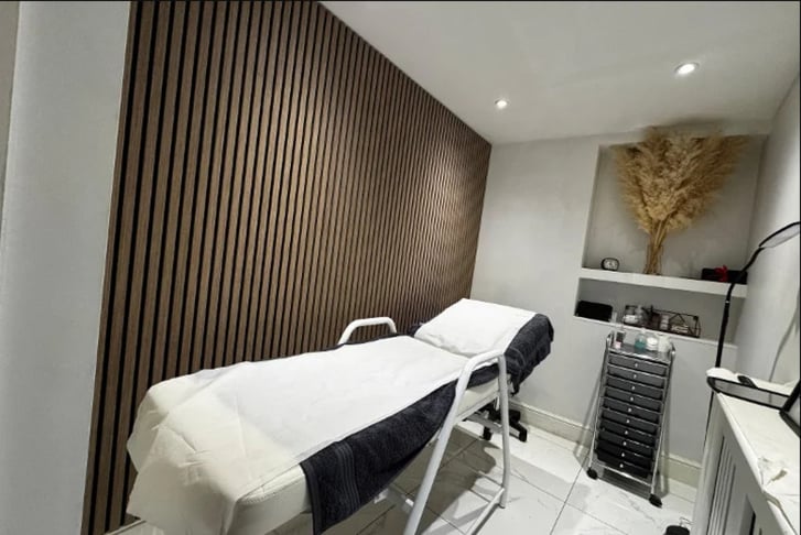 cloud beauty room-2