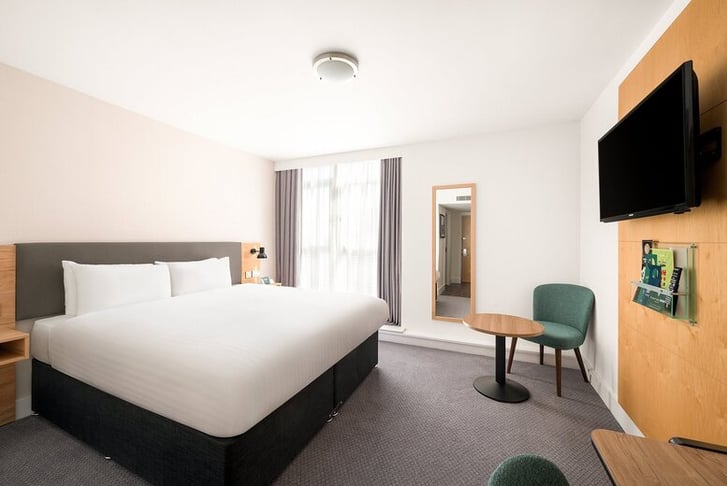 guest-room