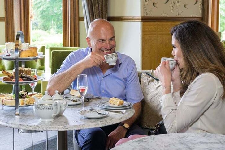 stu-afternoontea-oakroom-0523-1740x979