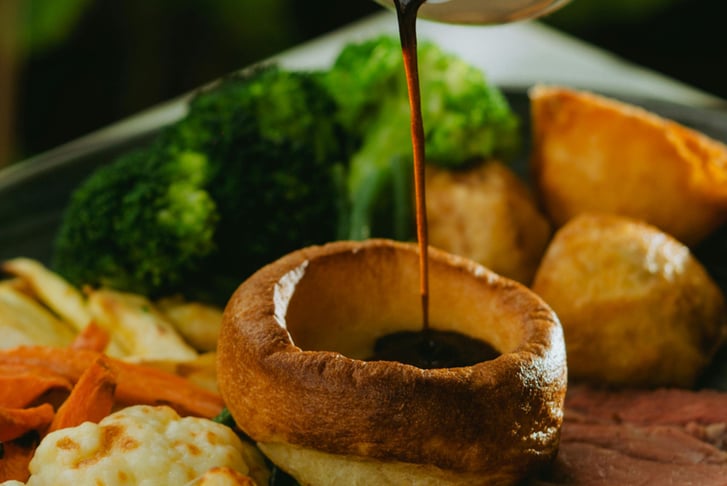 Bottomless Sunday Roast with Sirloin Beef, Chicken or Pork with Bottomless Upgrade - 2 or 4, Redcorc Birmingham