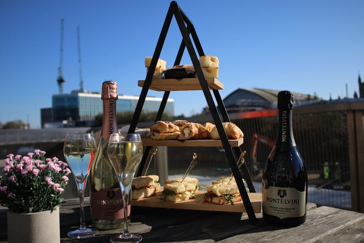 Italian Veeno Afternoon Tea & Bottle of Fizz for 2 - Leeds