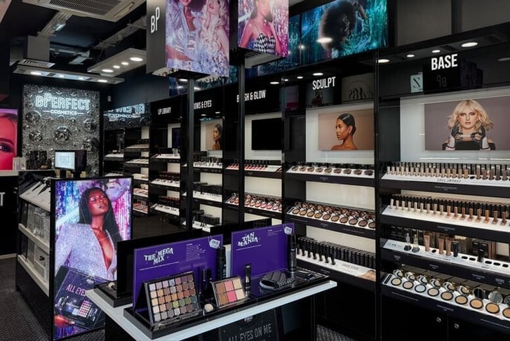 45 Min Sculpting Facial, Skin & Makeup Appointment & Bubbly- 3 Locations