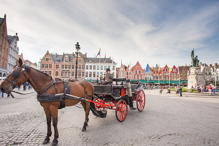 A horse and cart in Bruges city centre