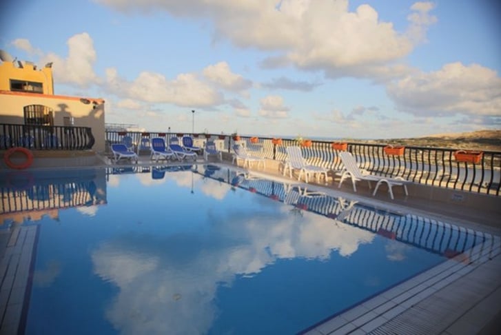 Malta Holiday Getaway - Soreda Hotel roof pool