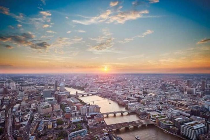 Panoramic views of London
