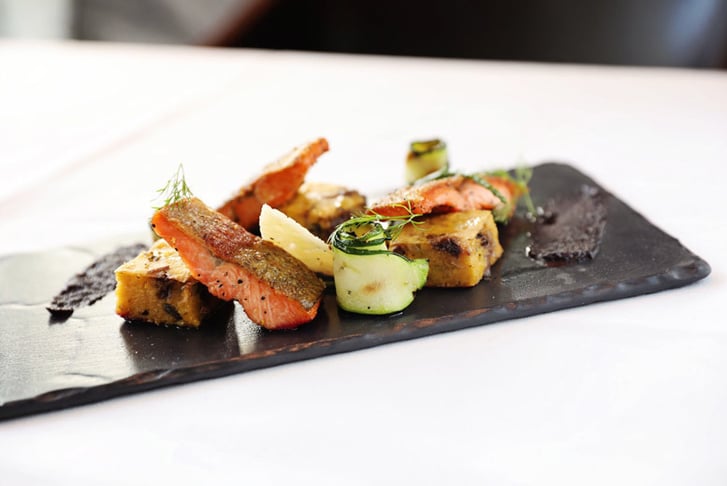 3-Course Dining, Prosecco & Coffee for 2 at V'nV Restaurant in 4* Radisson Blu, Dublin