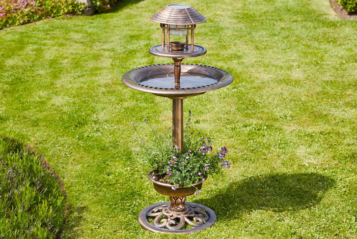 Branded-Garden-Products-Ltd-BIRD-HOTEL-WITH-SOLAR-LIGHT-1