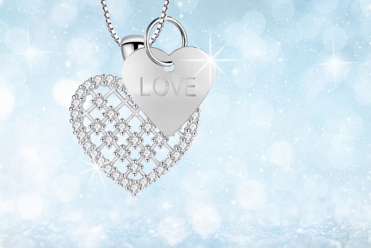 LOVE-PENDANT-1