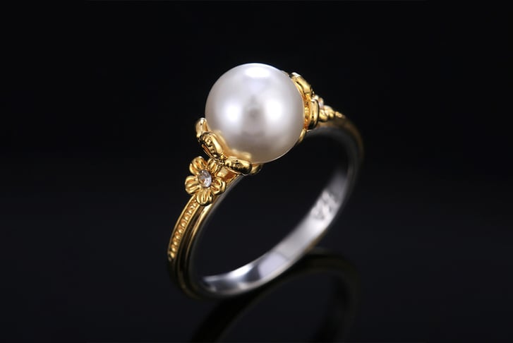 GOLDEN-&-SILVER-WHITE-PEARL-RING-2