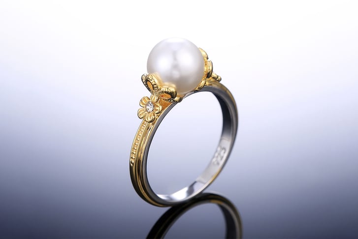 GOLDEN-&-SILVER-WHITE-PEARL-RING-5