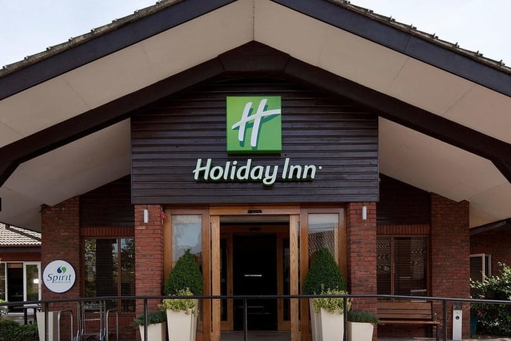 HOLIDAY-INN