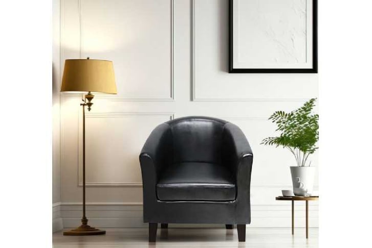 tmpTUB-CHAIR-1677085380303