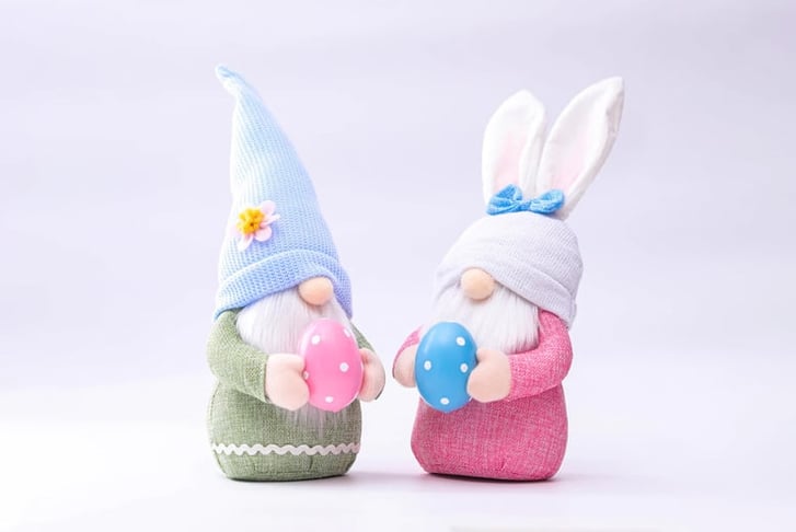 Easter-Decor-Gnome-Rabbit-With-Egg-5