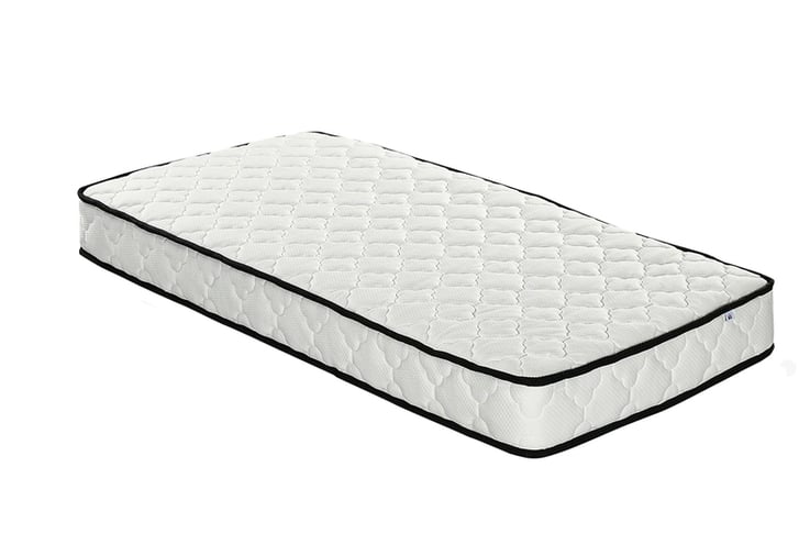 Pocket-Sprung-Mattress-with-Breathable-Foam-2