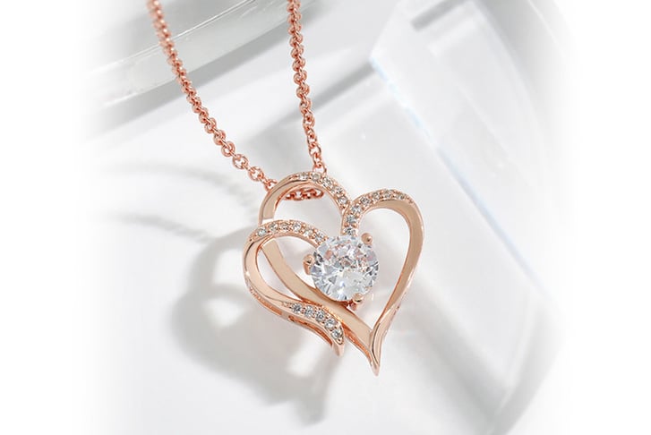 Women’s-Double-Heart-Shape-Pendant-Necklace-5