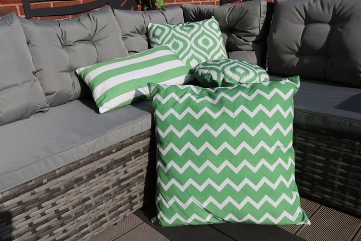 ASHCRAFT-WATERPROOF-SCATTER-CUSHION-SET-IN-GREEN-PATTERN-1