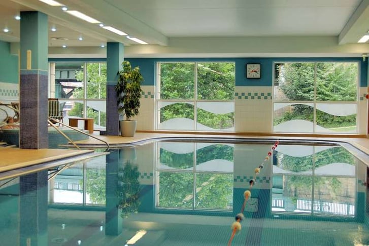 4* Spa Day - Treatments and Prosecco - B2A Spa Hilton Gateshead