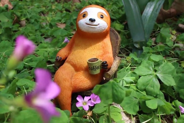 Sloth-Figurine-Resin-Decorative-1