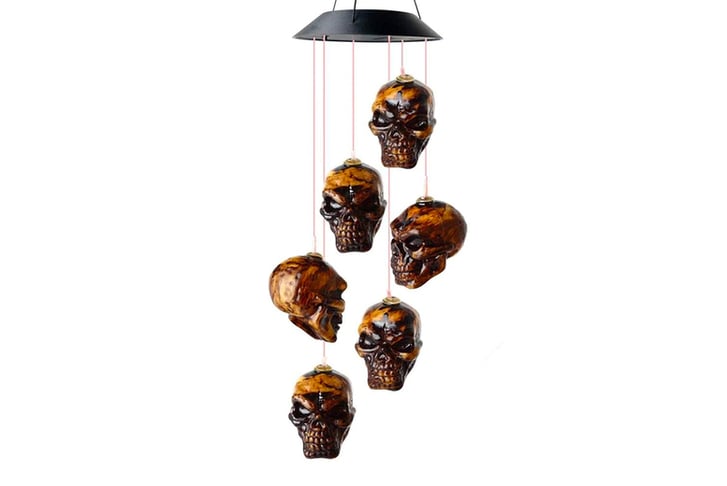 Solar-Skull-Wind-Chime-LED-Light-2