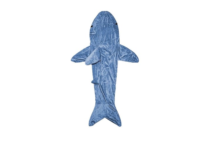 Shark-Blanket-&-Hoodie-sleeping-bag-2