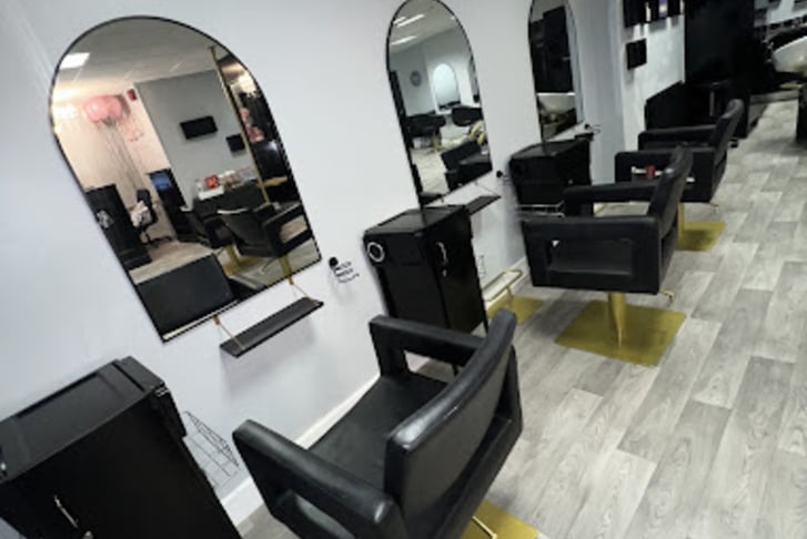 Wash, Cut, Blow-dry & Highlights Hair Treatment at Crazy Curls