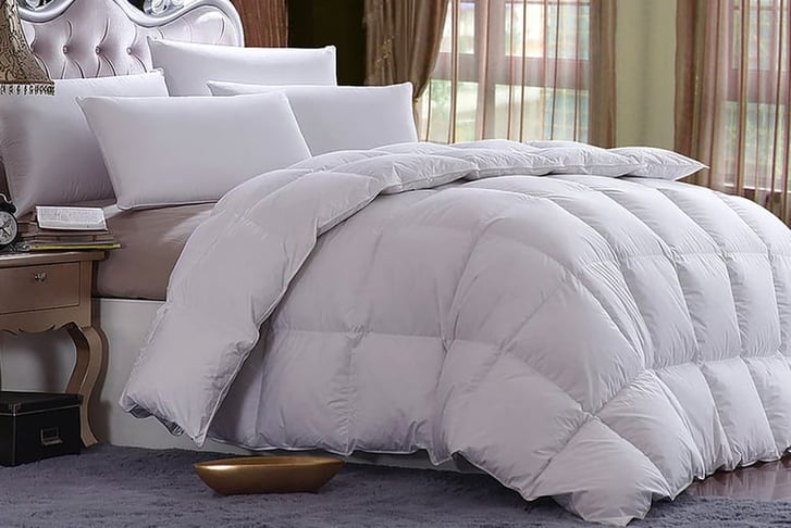 DUCK-FEATHER-&-DOWN-DUVET-QUILT-13.5-1