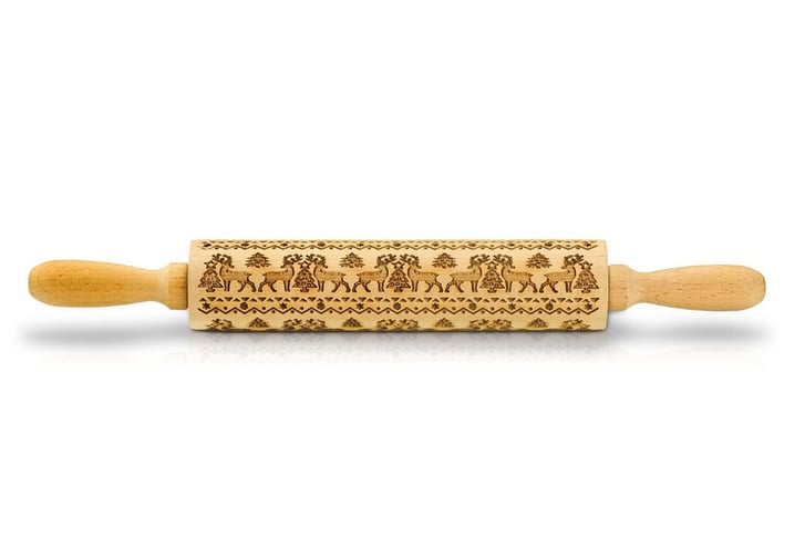 Christmas-DIY-Embossed-Wooden-Rolling-Pin-2